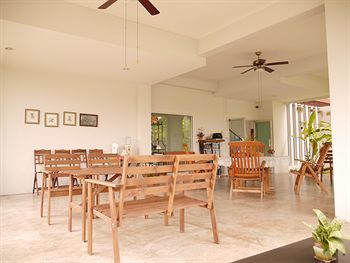The Meet Green Apartment
