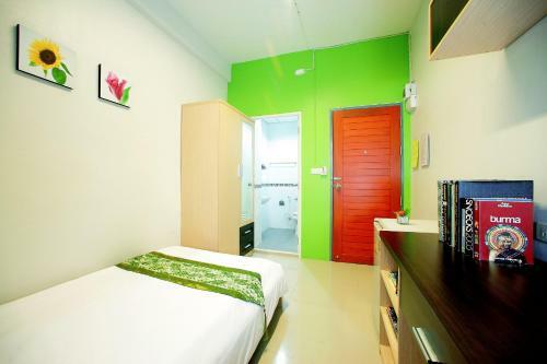 Hotel Smile Inn