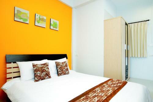 Hotel Smile Inn