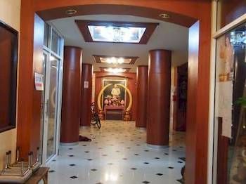 Hotel Four Sons Place