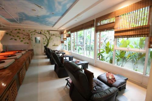 Serene Bangkok Bed And Breakfast