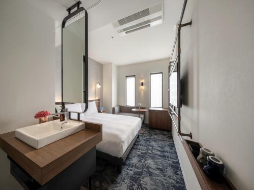 Hotel The Lively Honmachi Osaka