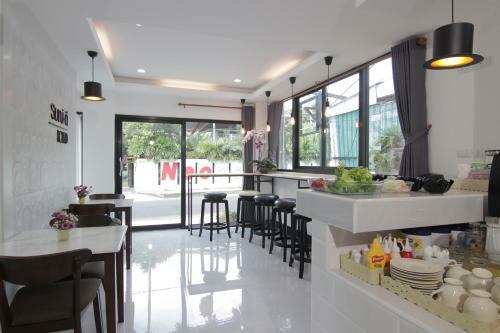 Hostal Gusto House