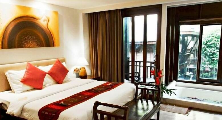 Hotel Yantarasri Resort
