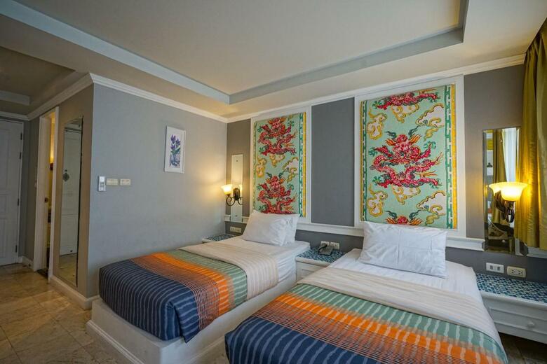 Hotel At Pingnakorn