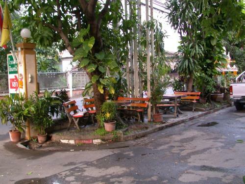 Inthanin Hotel