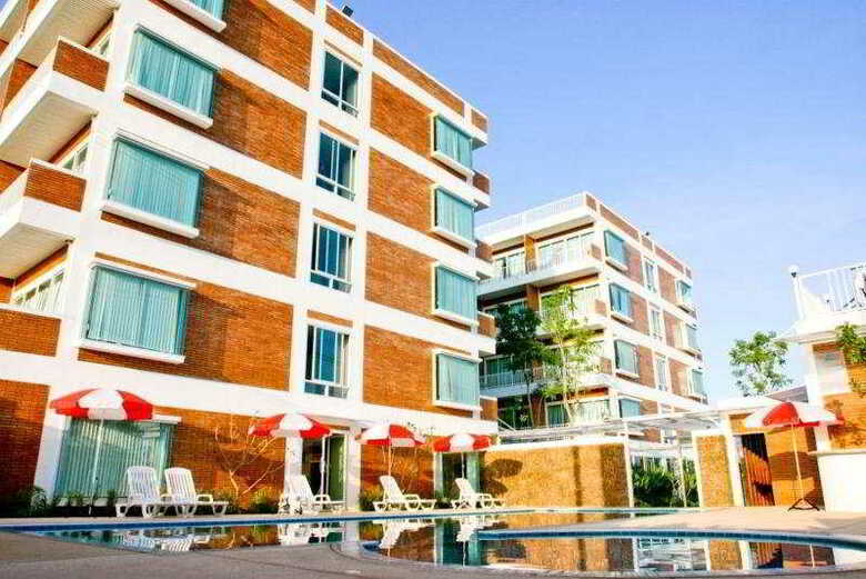 Hotel B2 Resort