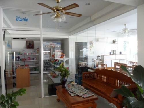 Hostal Kaewchantra Mansion