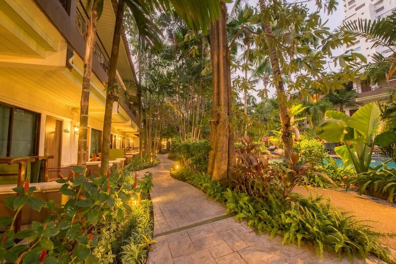 Hotel The Viridian Resort