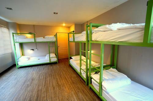 Hug Hostel