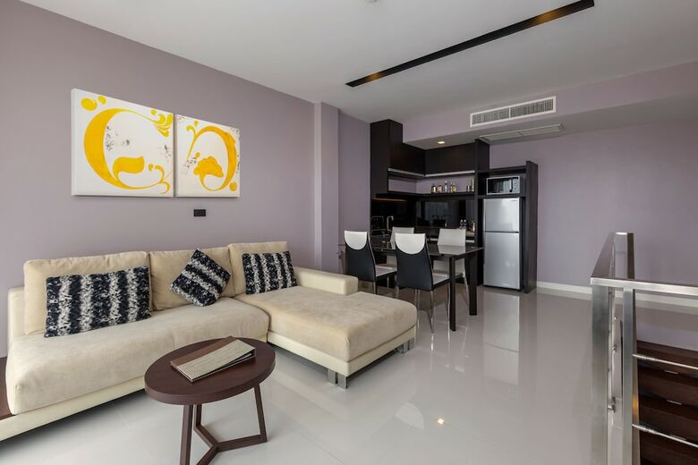 Hotel The Charm Resort Phuket