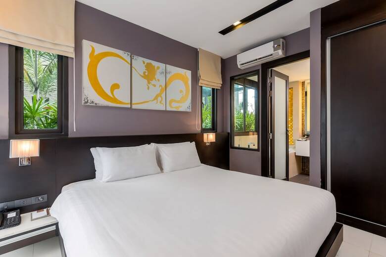 Hotel The Charm Resort Phuket