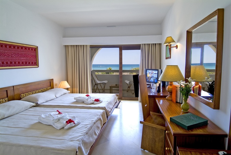 Hotel The Orangers Beach Resort And Bungalows