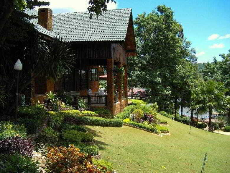 Hotel Sai Yok Country Resort & Spa