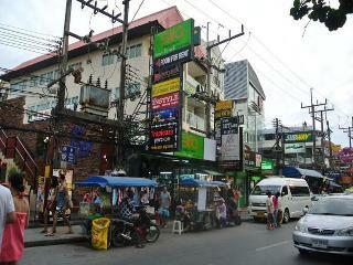 Silla Patong Hostel