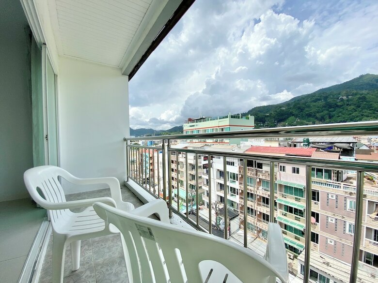 Hotel Patong Holiday