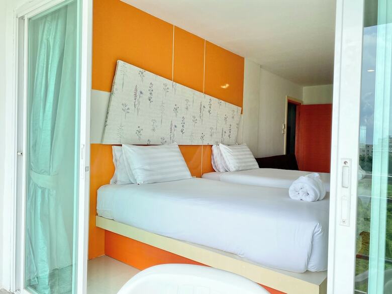 Hotel Patong Holiday