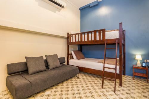 Hostal Eriksson Guesthouse