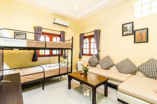 Hostal Eriksson Guesthouse