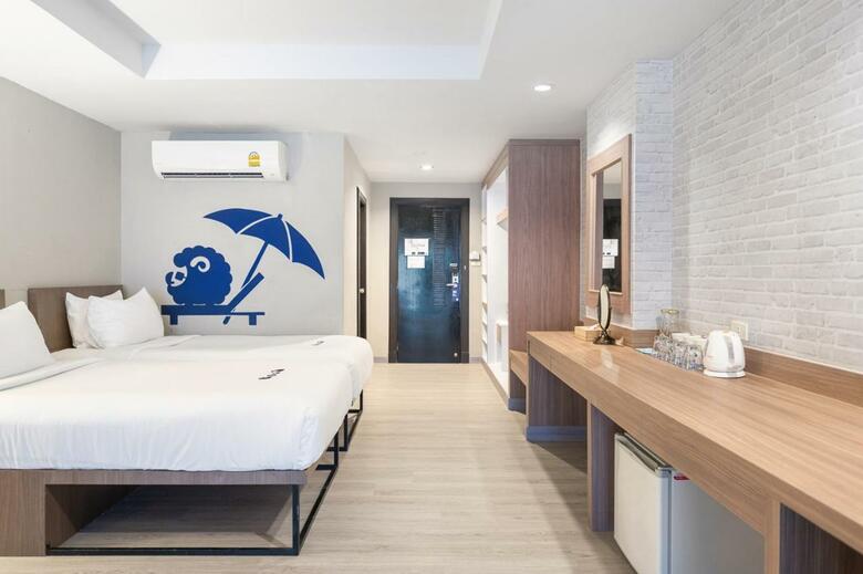 Hotel White Sand Resortel, Patong