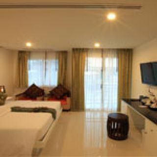 We Hotel @ Sansabai