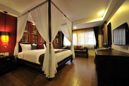 Siralanna Hotel