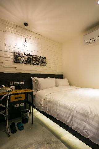 Re-change Hotel