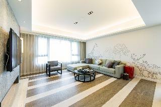 J Palace Residence