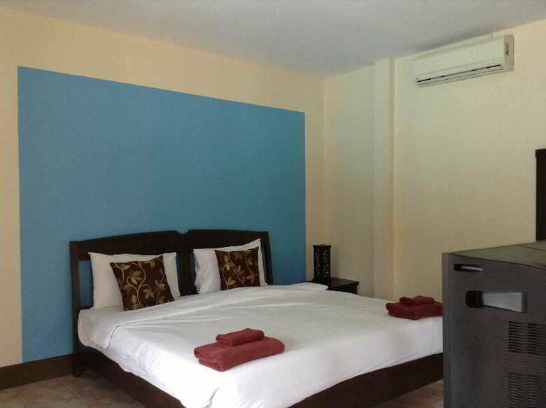 Hotel Orange Village