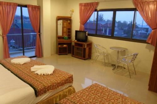 Hostal G&b Guesthouse