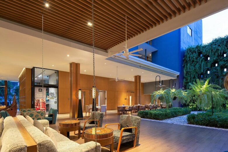 Hotel Holiday Inn Express Phuket Patong Beach Central