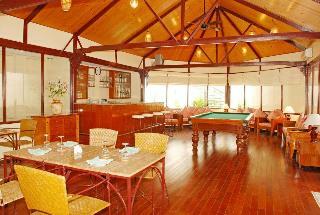 Hotel Saigon Village