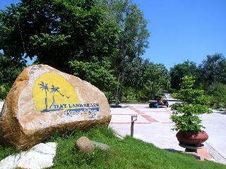 Hotel Dat Lanh Beach Resort