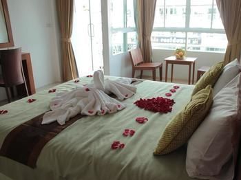 Hotel Sukcheewa Residence Phuket