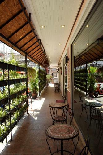 Hotel Outdoor Inn & Restaurant