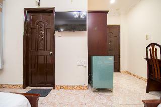 Hotel Reddoorz Plus Near Nowzone Plaza