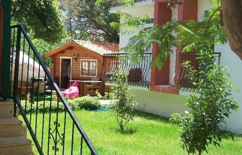 Kriss Hotel