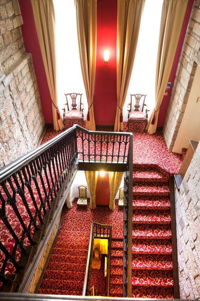 Hotel Dalhousie Castle