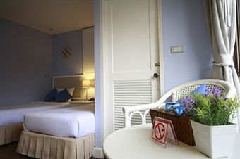 Hotel Alley