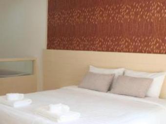 Hotel Baan Klang Hua Hin Condo & Resort