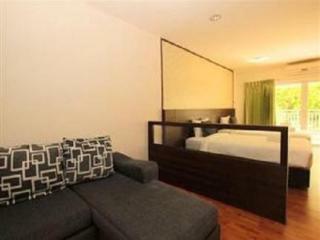 Hotel Baan Klang Hua Hin Condo & Resort
