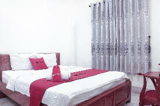 Hotel Reddoorz Plus @ Dong Den Street