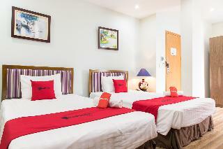 Hotel Reddoorz Plus @ My Dinh Song Da
