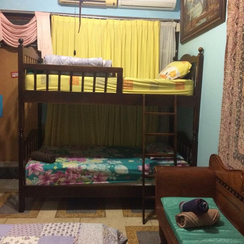 Hostal King's Home Hua Hin Homestay