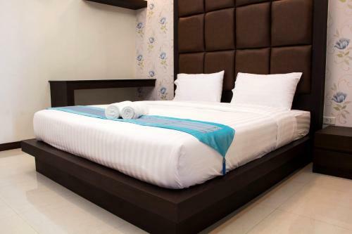 Hotel Roses Huahin