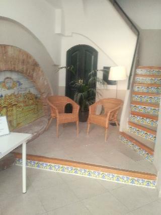 Valencia Dalt Apartaments