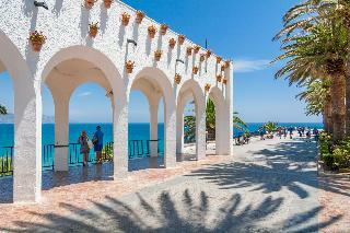 Apartamentos Centro Nerja Canovas Marimel