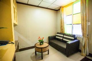 Hotel The Train Resort And Spa