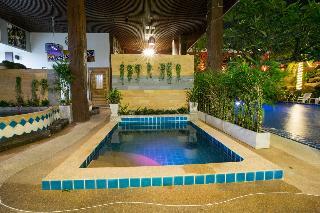 Hotel The Train Resort And Spa