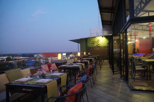 Bonito Chinos Hotel